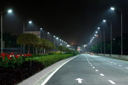 На открытом воздухе 30w 60w привело уличный фонарь IP65 2700-6500K для городского уличного освещения соединительной дороги
